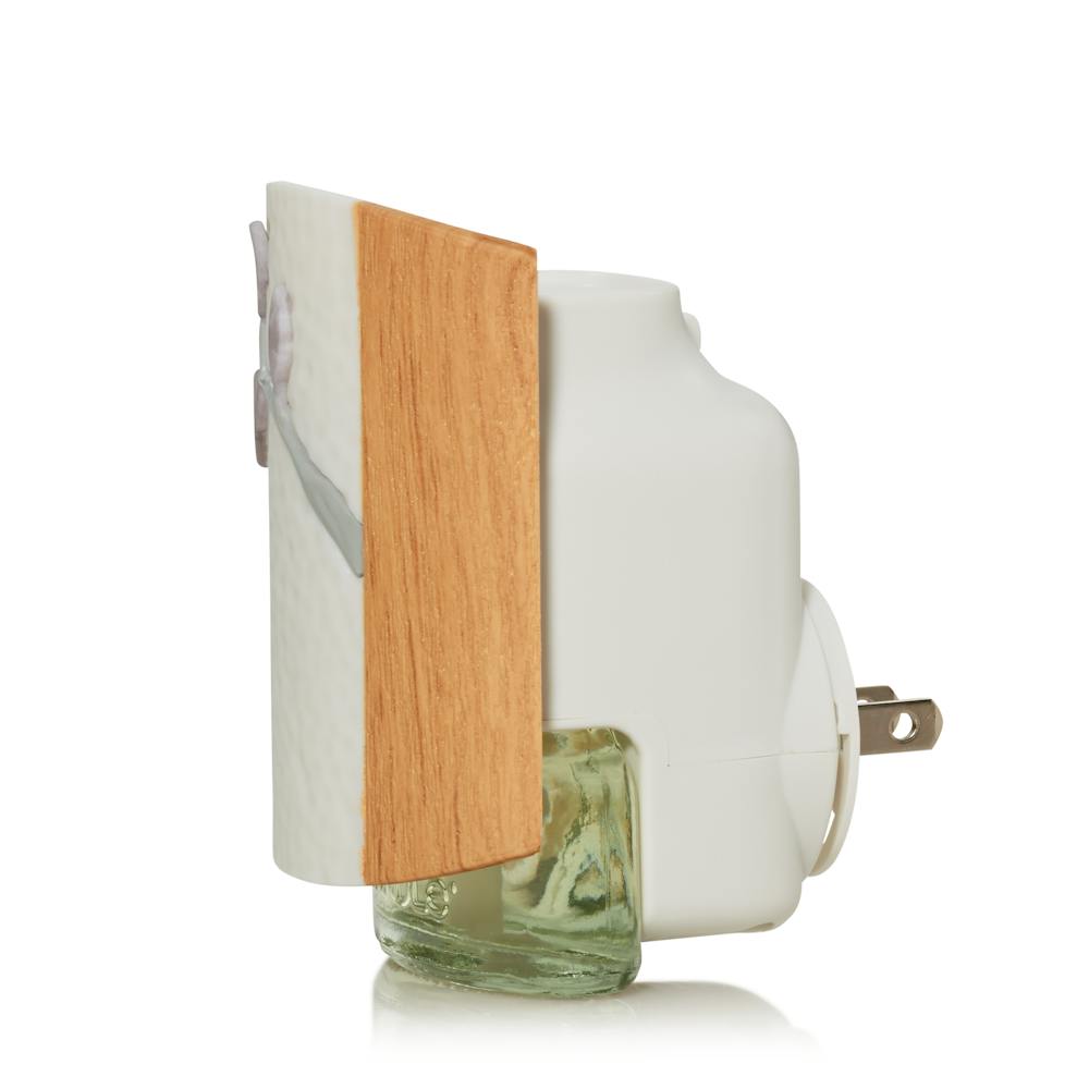 Dogwood ScentPlug® Diffuser w/ Light