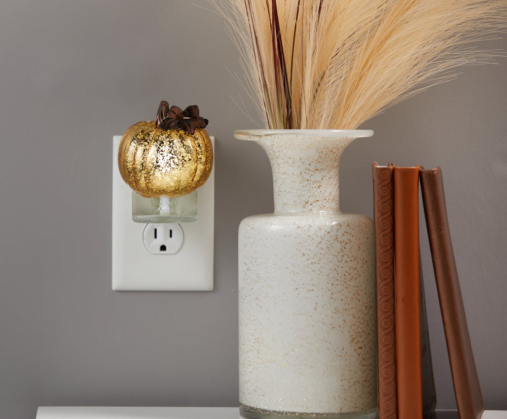 Crackle Pumpkin ScentPlug® Diffuser w/ Light